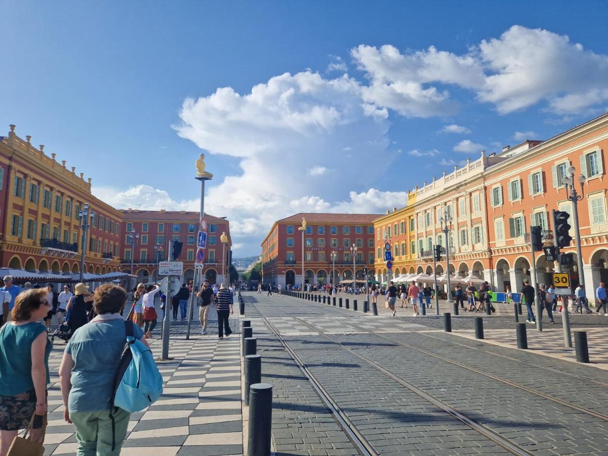 Le Michelangelo - Place Massena Nice Luaran gambar